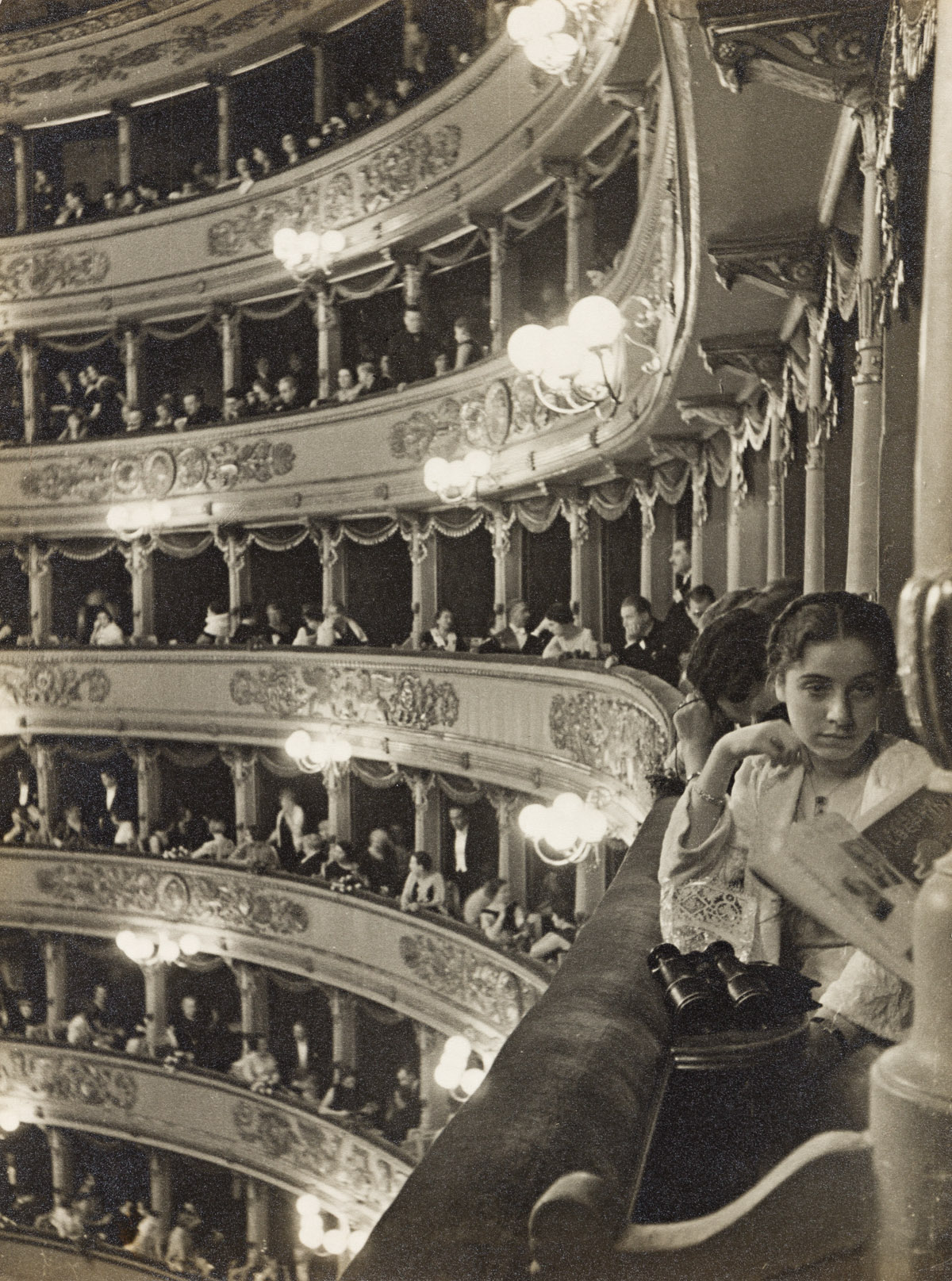 ALFRED EISENSTAEDT (1898-1995) Premiere at La Scala, Milan.